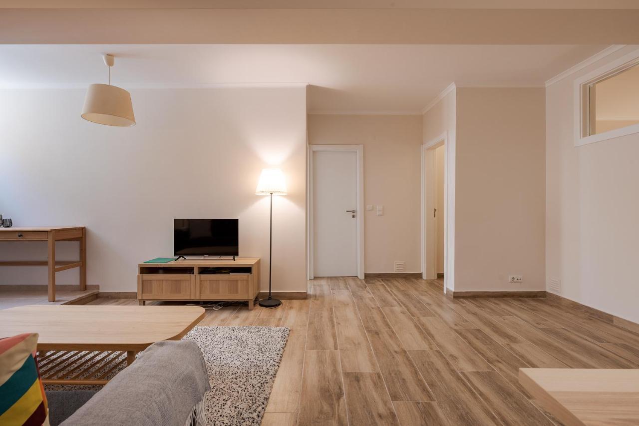 Santos Gem Iii - Space In Trendy Neighborhood *